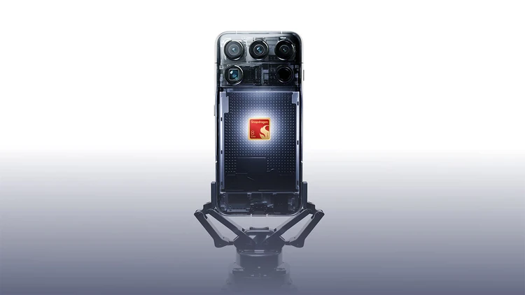 Motorola Signature 27 và GrapheneOS: Android riêng tư không cần Pixel