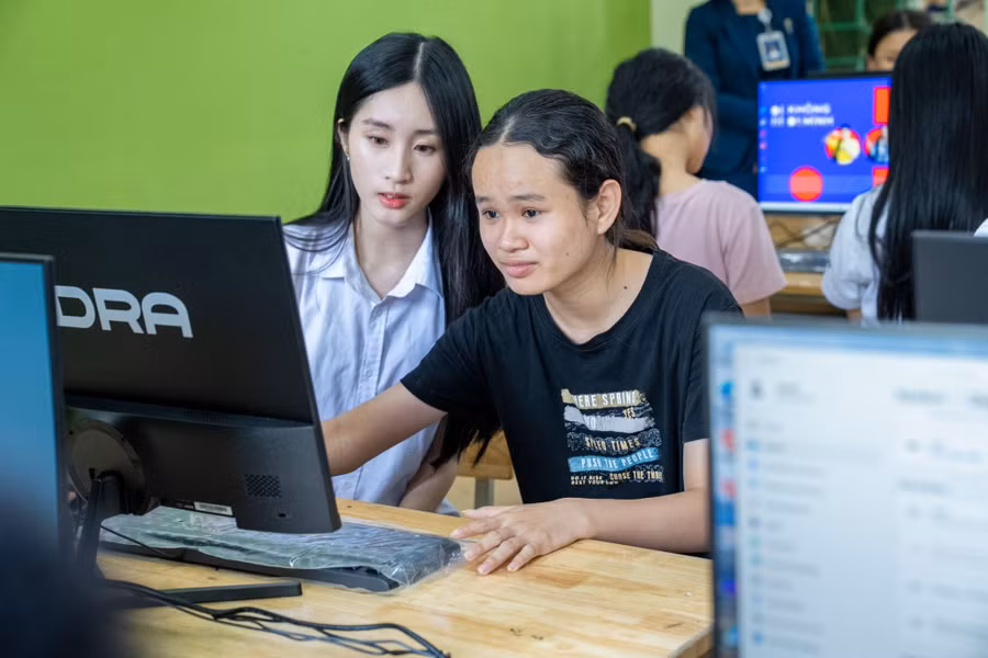 Wellspring Hanoi đưa công nghệ và an toàn số đến học sinh khuyết tật Sóc Sơn