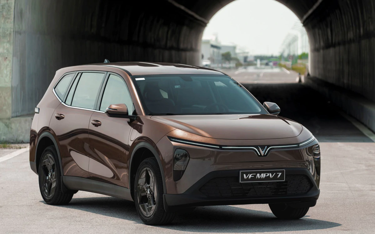 Nâng cấp từ xe 5 chỗ lên VinFast VF MPV 7: hướng dẫn tài chính và ưu đãi cho gia đình