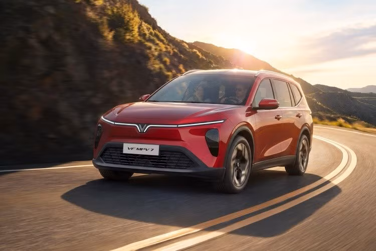 VinFast VF MPV 7 có đáng tiền cho gia đình đô thị?