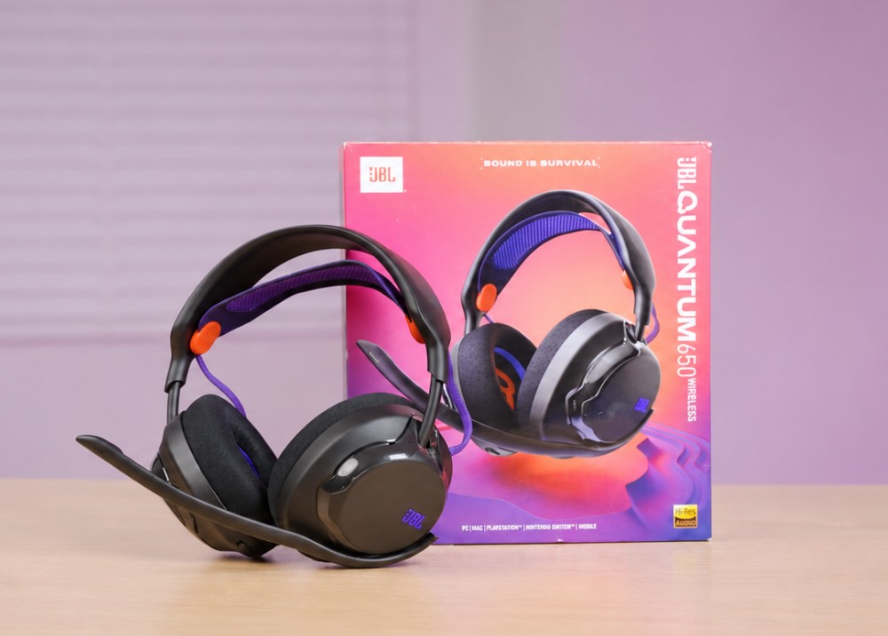 JBL Quantum 650: Tai nghe gaming thực dụng cho game thủ FPS
