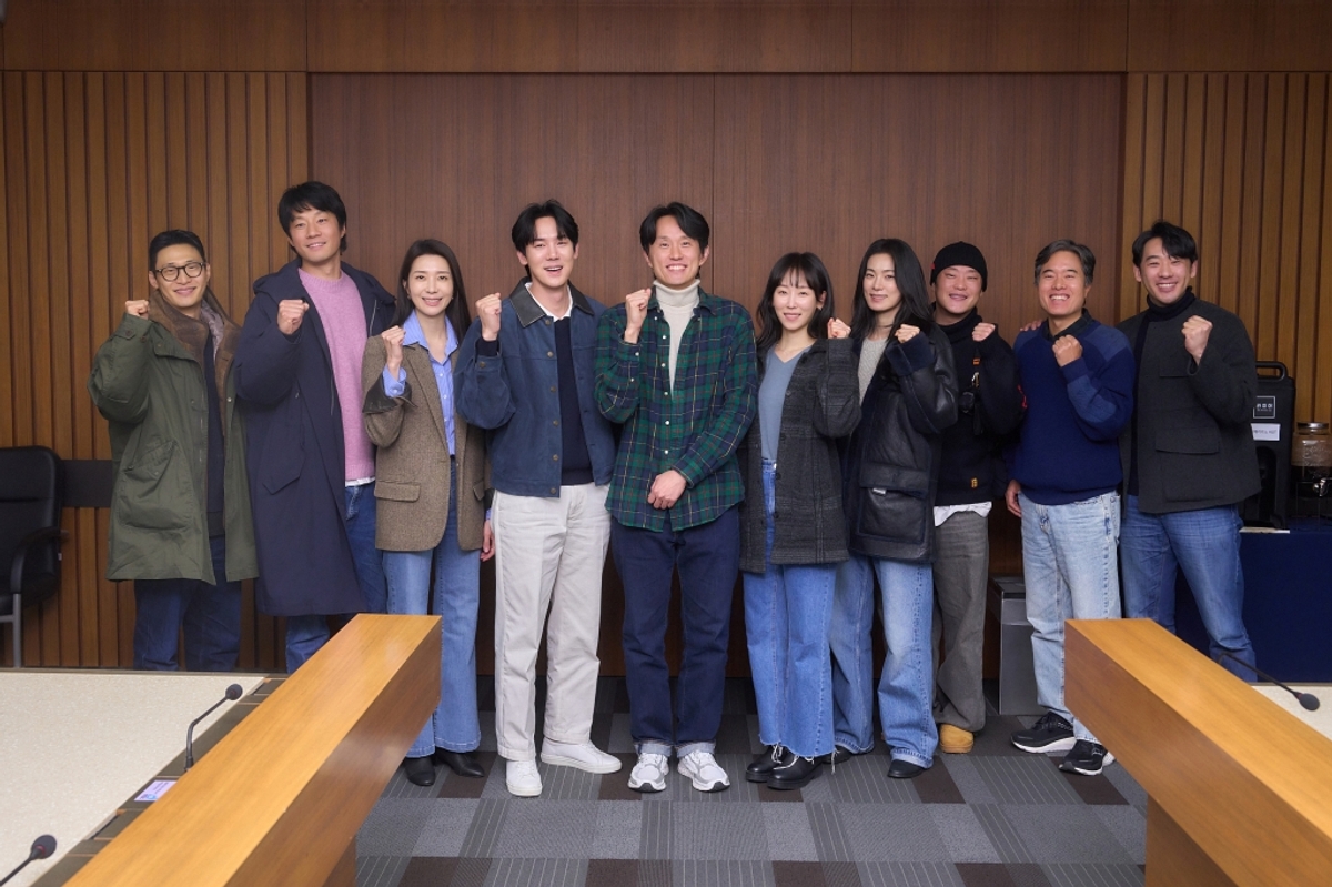 Yoo Yeon-seok và Seo Hyun-jin tái hợp trong thriller tâm lý 'Liar'