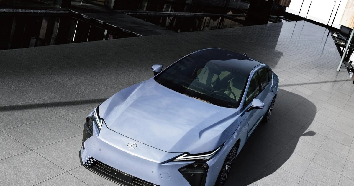 Lexus ES 500e lộ diện: sedan điện hạng sang giá gần 3 tỷ có đáng chú ý?