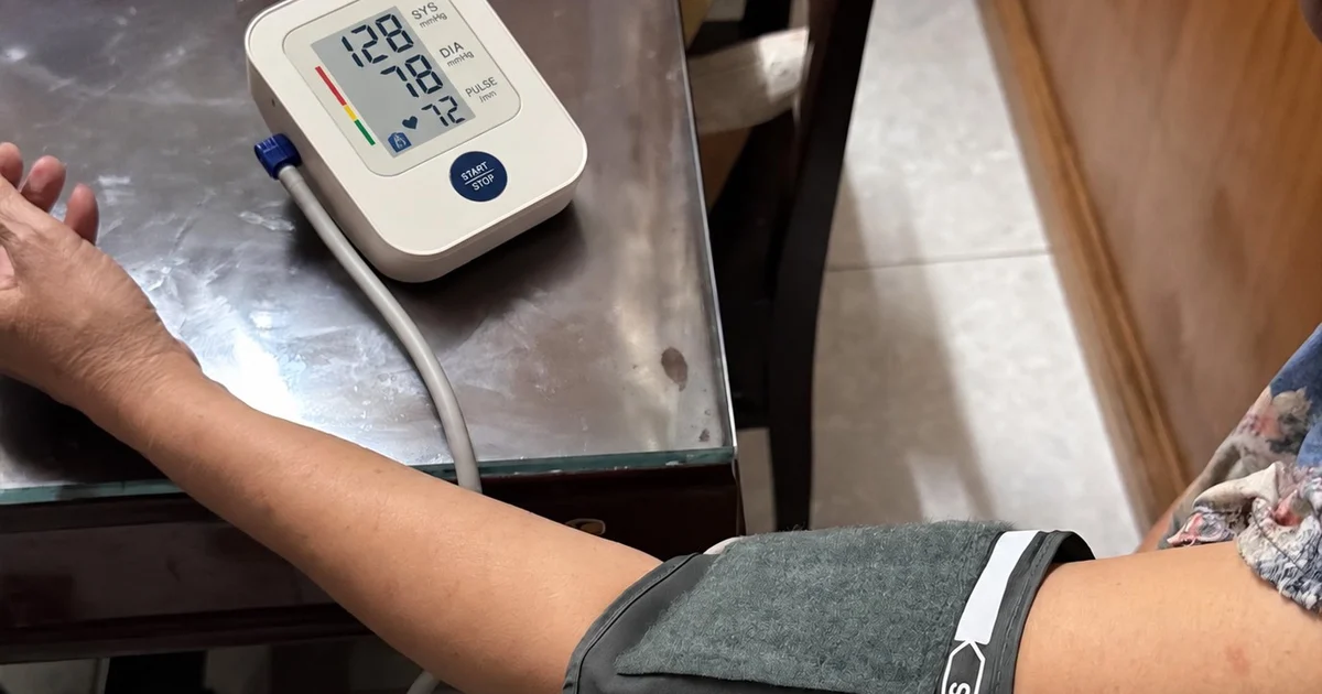 Quản lý huyết áp cao 24/7: thay đổi thói quen từ sáng đến tối