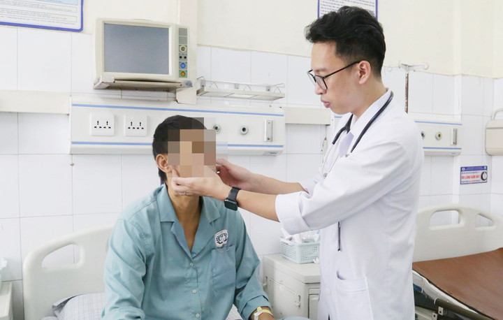 Tự uống thuốc nam chữa xơ gan: cái giá có thể là suy gan cấp