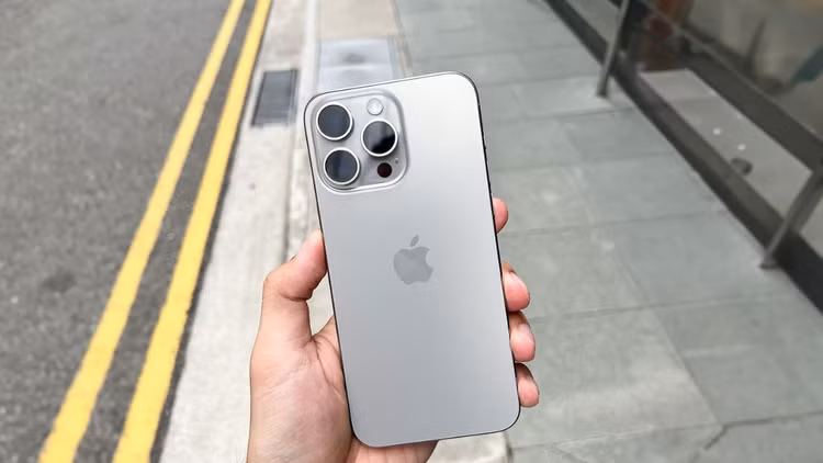 iPhone cũ giảm giá sâu: nên mua ngay hay chờ thêm?