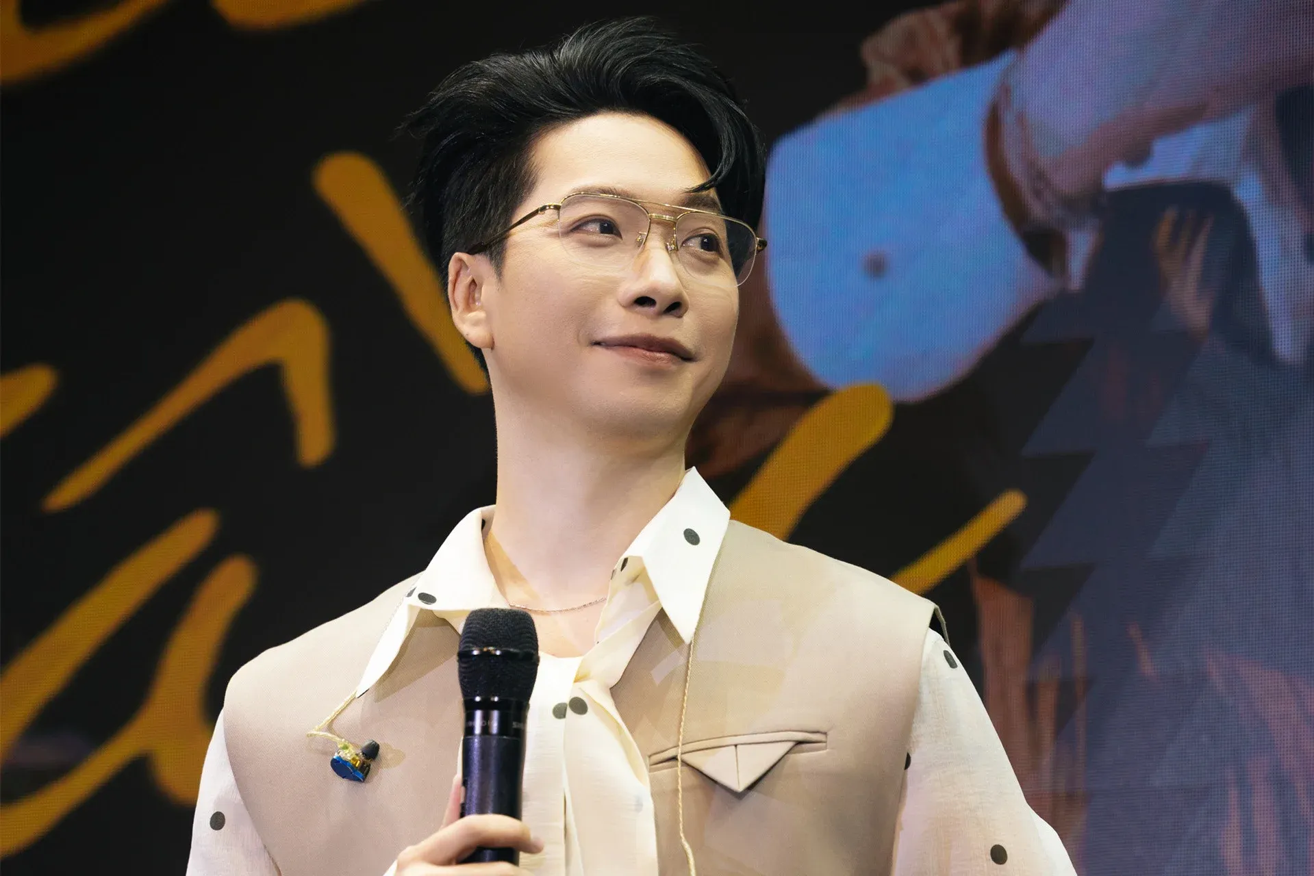 Từ thành viên Da LAB đến chủ tịch: Emcee L và ‘Kịch Bản Đầu Tiên’