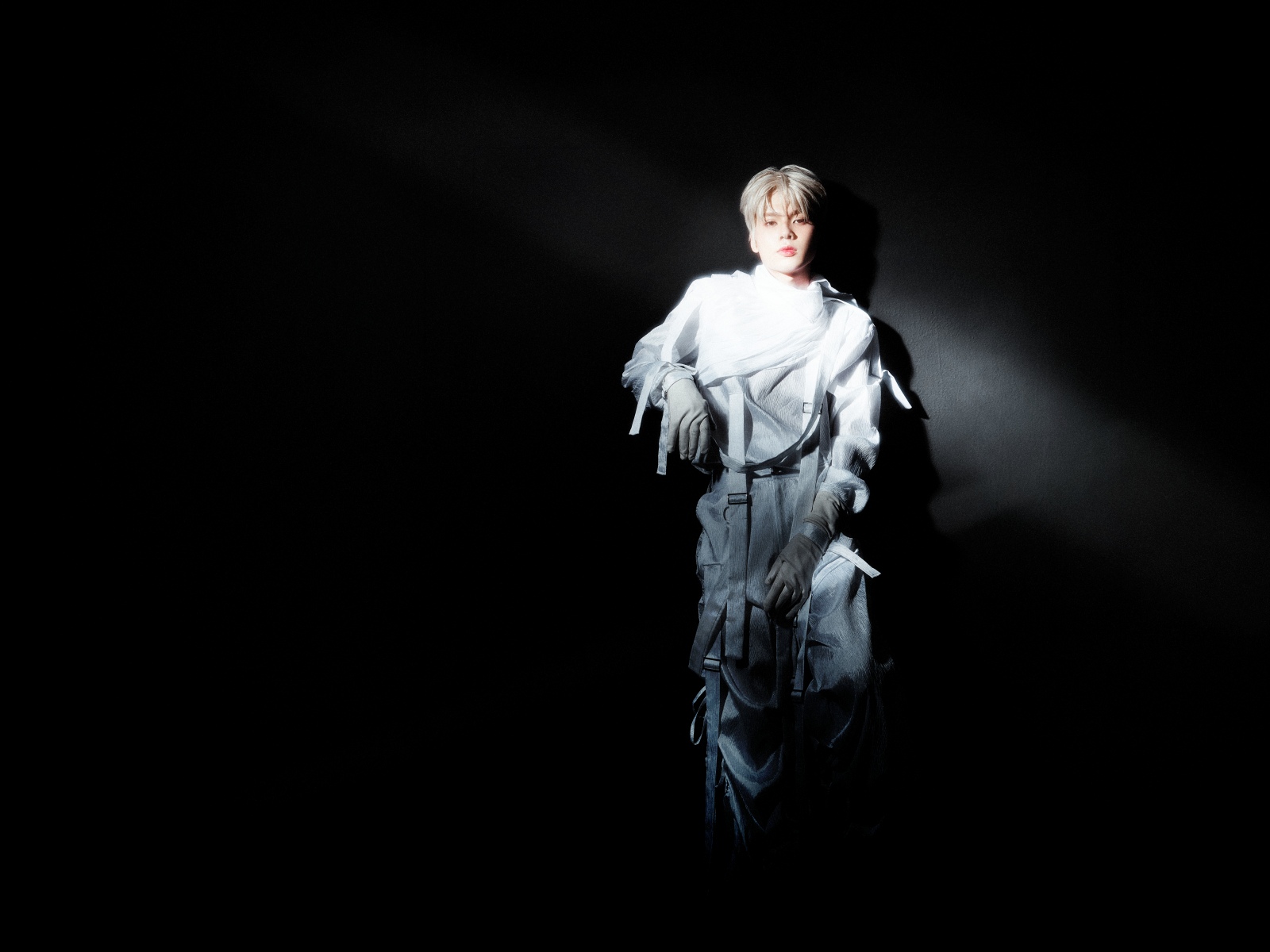 lighT và Emcee L: bước ra khỏi cái bóng nhóm nhạc