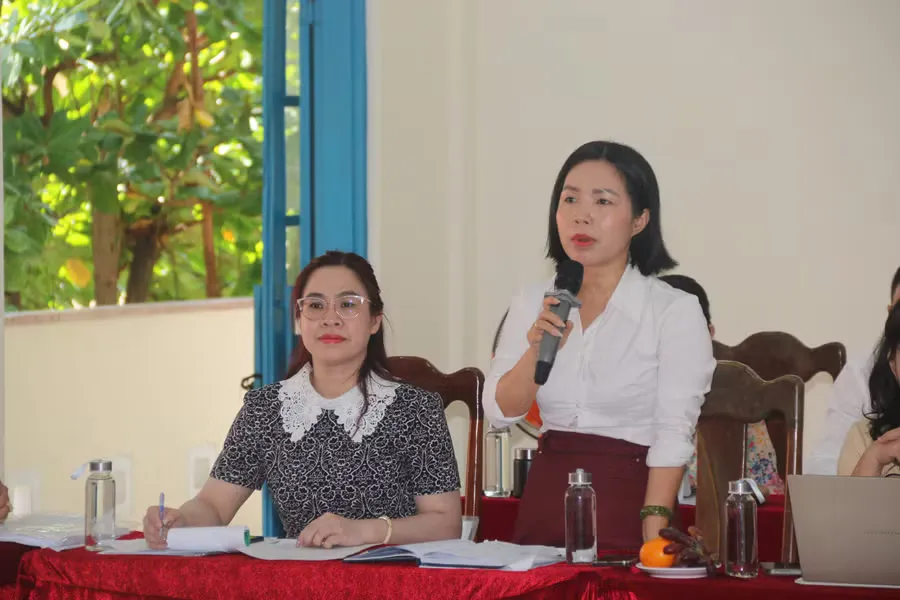 Trường học quy mô lớn: không được quên học sinh là trung tâm
