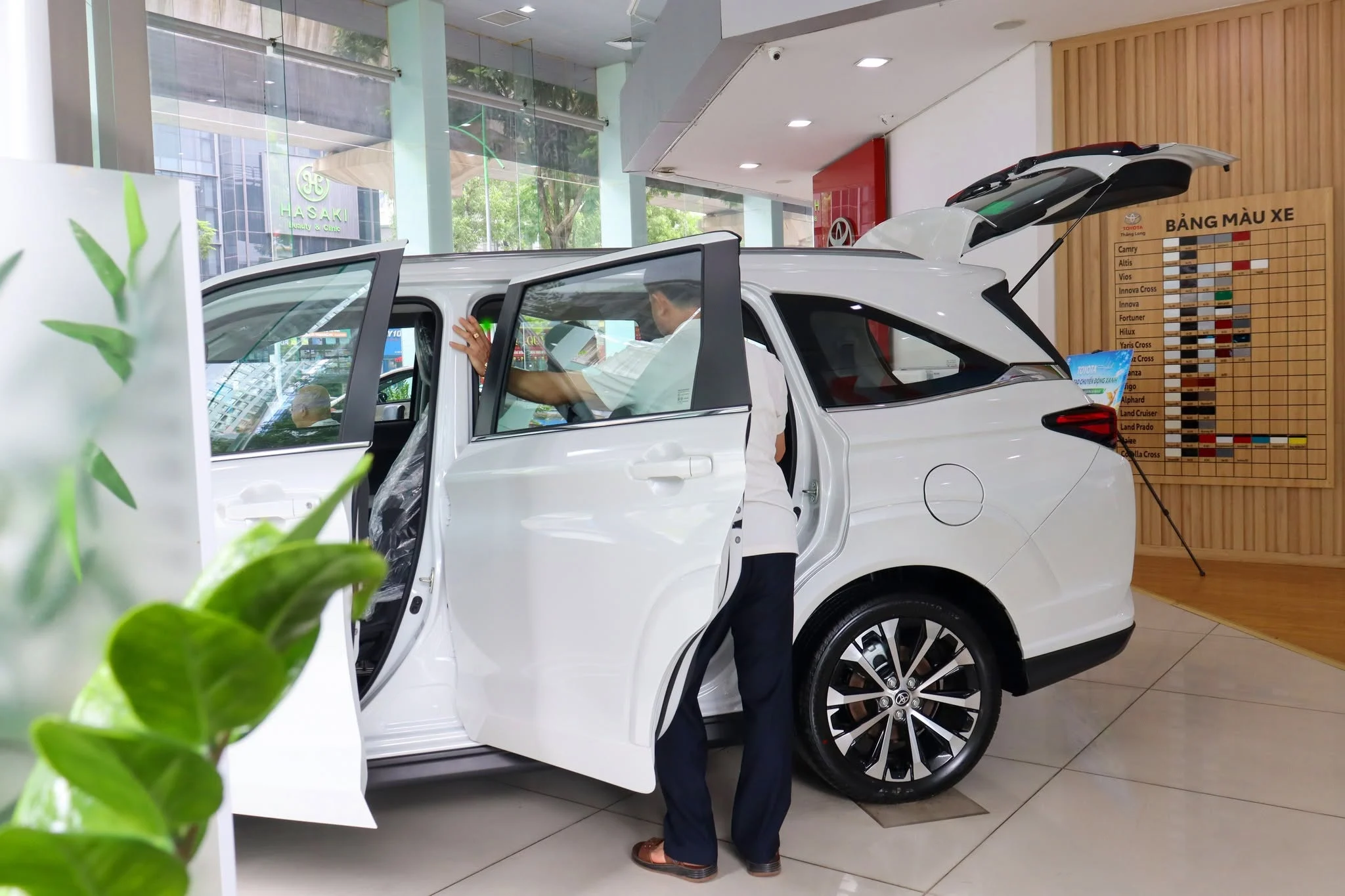 Xe hybrid Toyota bền bỉ nhất phân khúc SUV cỡ nhỏ?