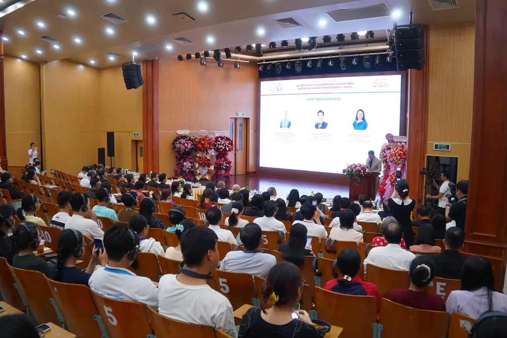 Đào tạo vắc xin sau đại học: bước ngoặt của Y dược TP.HCM