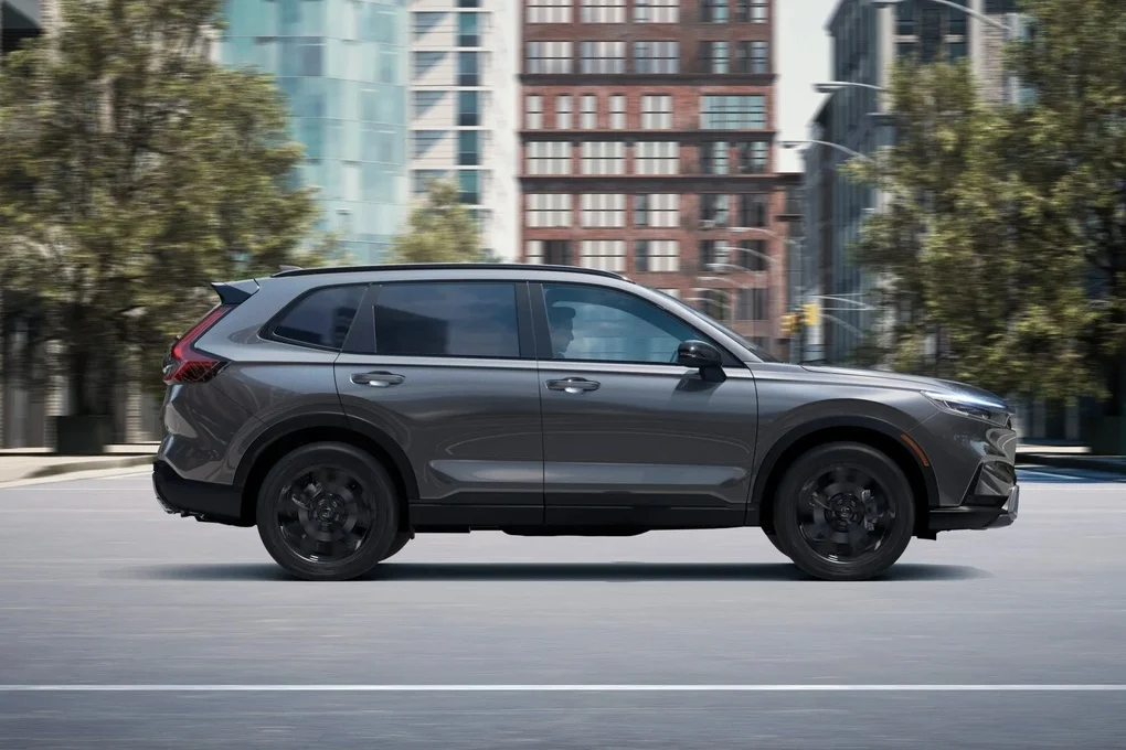 Honda CR-V hybrid thế hệ mới: cú ‘quay xe’ chiến lược khỏi ô tô điện