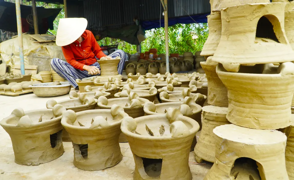 Làng gốm Vân Sơn - Nhạn Tháp: Giữ lửa cuối cùng giữa lãng quên