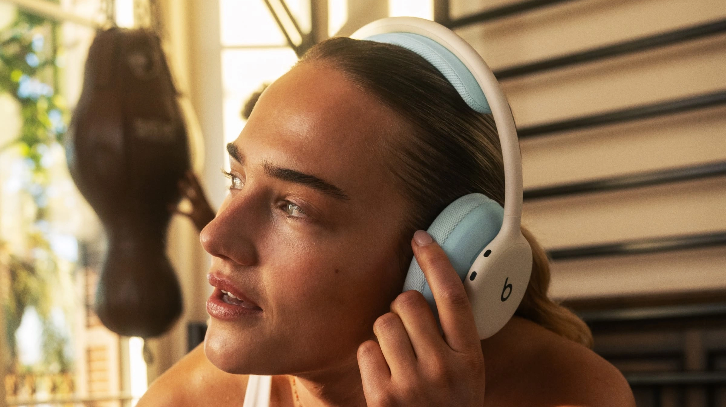 Beats 360: tai nghe over-ear Apple linh hoạt và cá nhân hóa tối đa