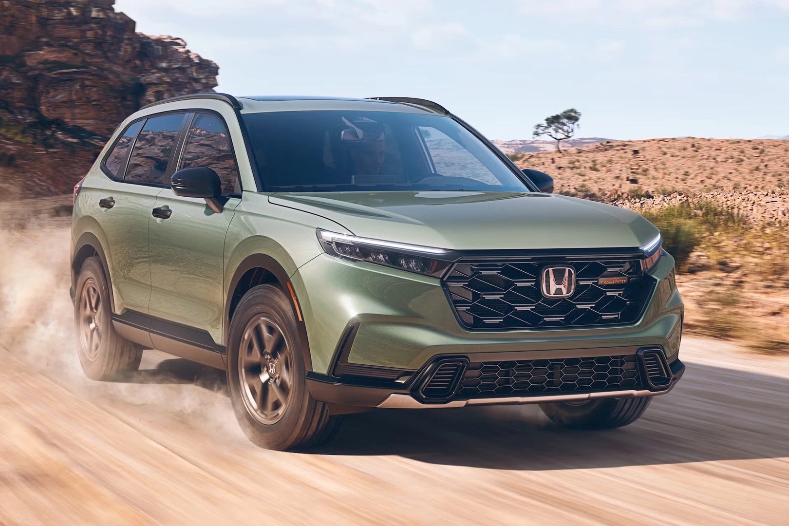 Honda CR-V Hybrid mới: hệ truyền động nhẹ hơn, tiết kiệm xăng để đấu phân khúc C-SUV