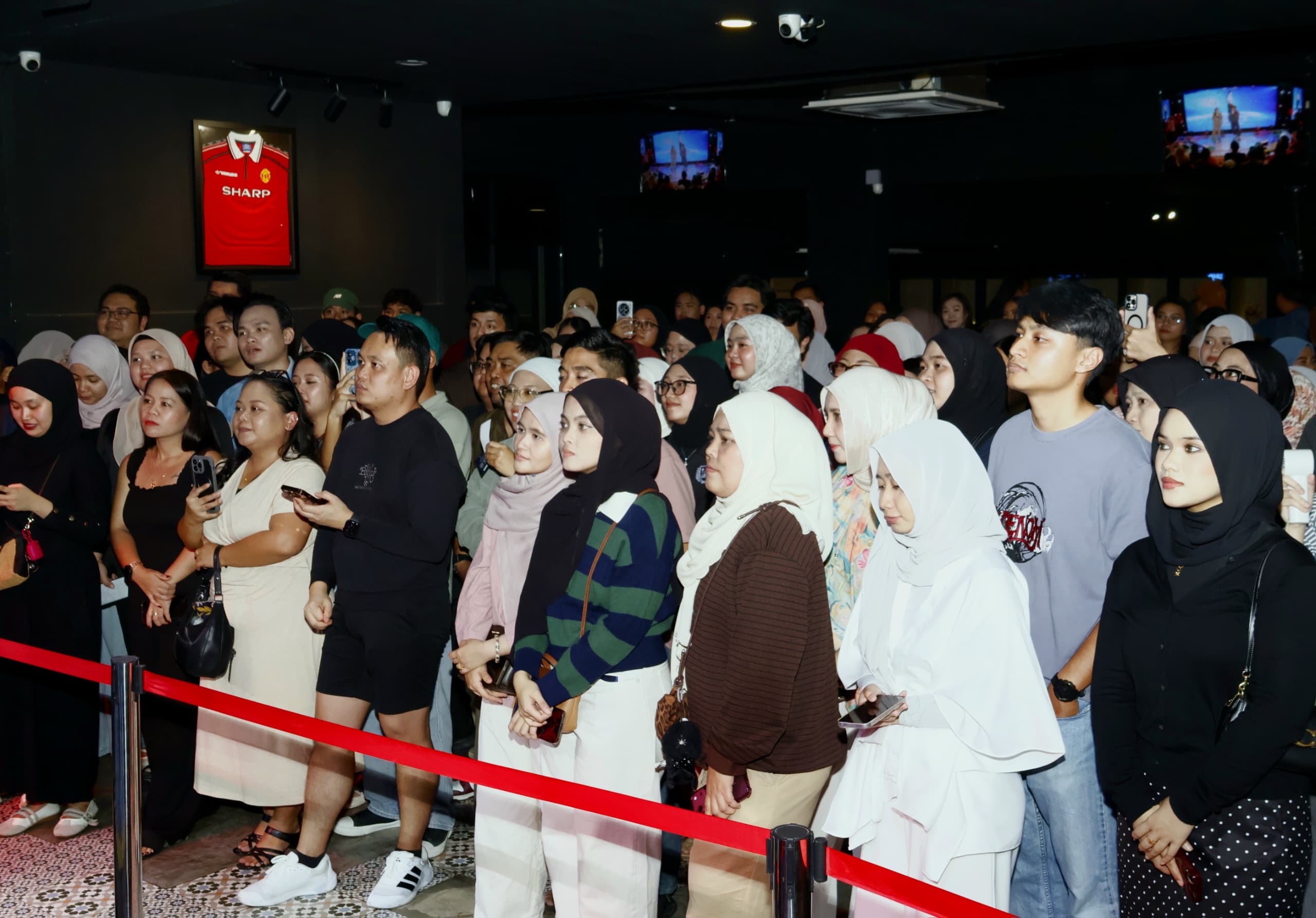 Momen Intim Penyanyi dan Peminat Lebih Berkesan Daripada Konsert Besar