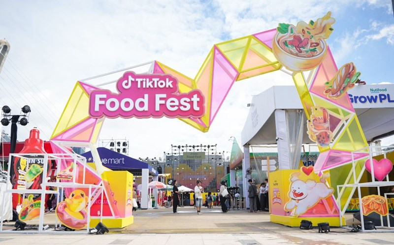 Concert Tiếng Yêu tại TikTok Food Fest: Khi âm nhạc hòa quyện với ẩm thực và cộng đồng