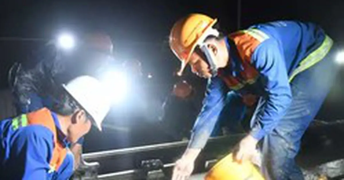 Tuyến LRT Phú Quốc 9.000 tỷ đồng: chạy đua với thời gian và thời tiết