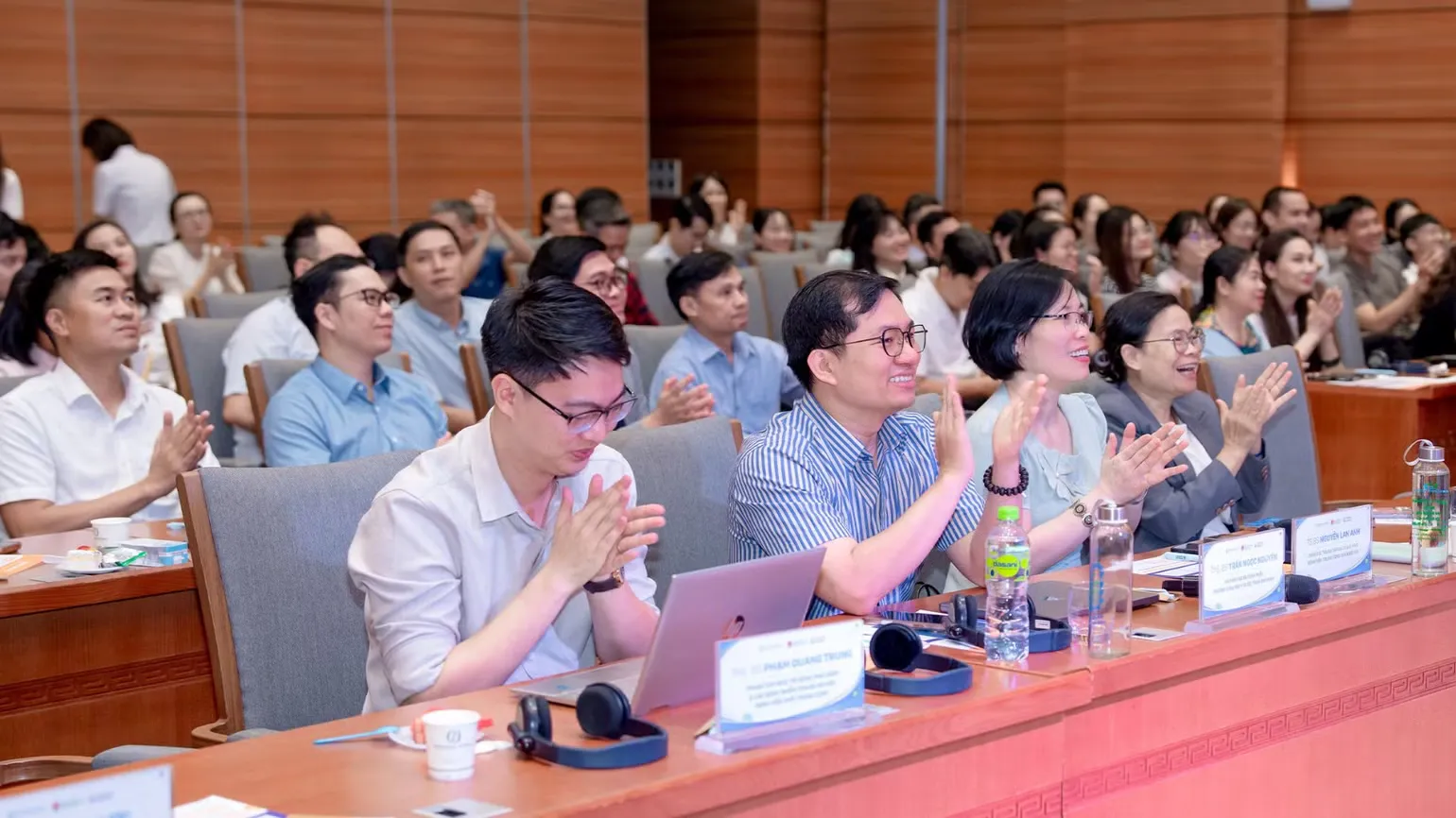 Bệnh phổi kẽ âm thầm: đừng coi thường ho khan và hụt hơi