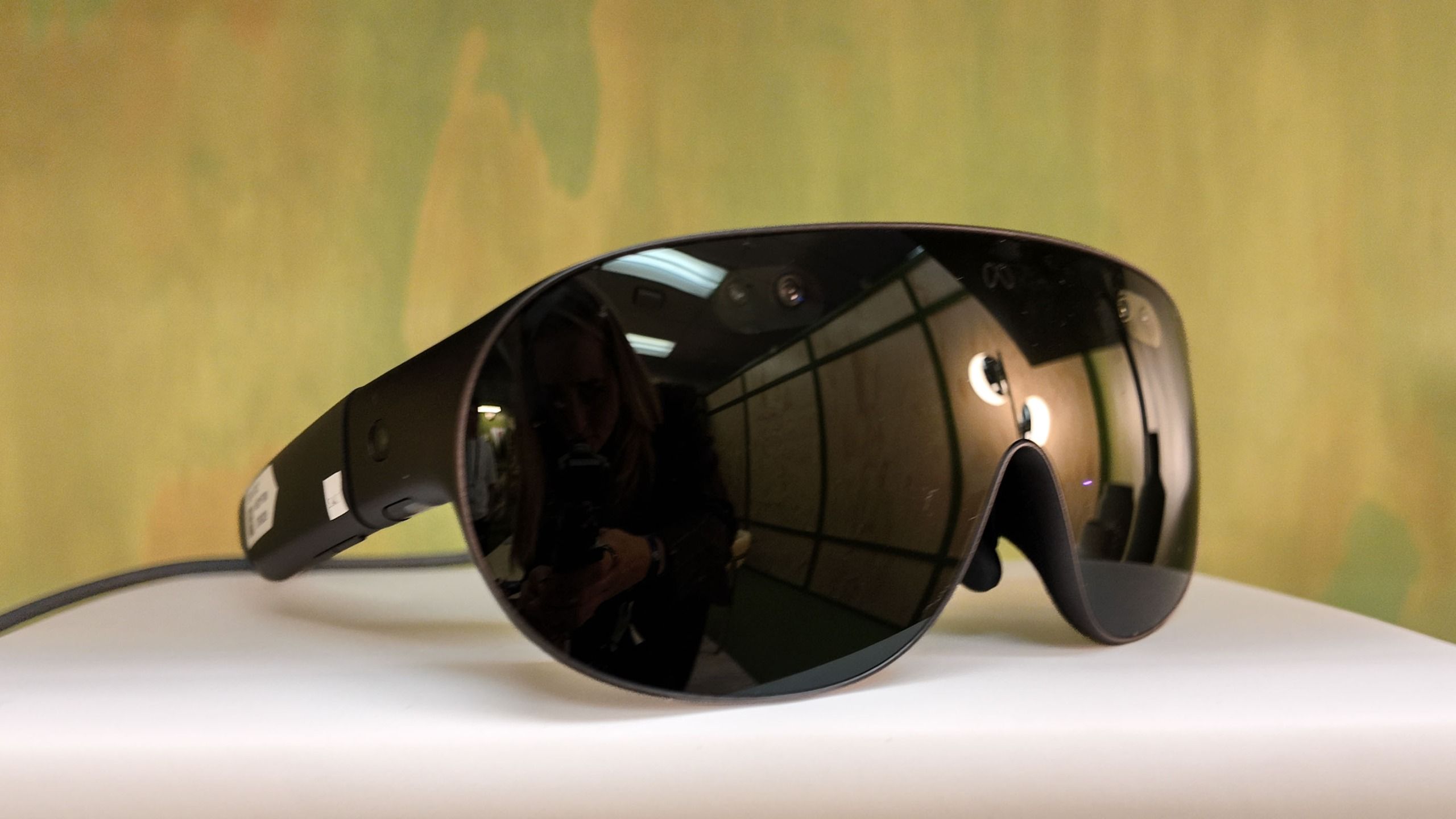 Meta VR Glasses: kính VR siêu nhẹ 100g thách thức chuẩn cao cấp
