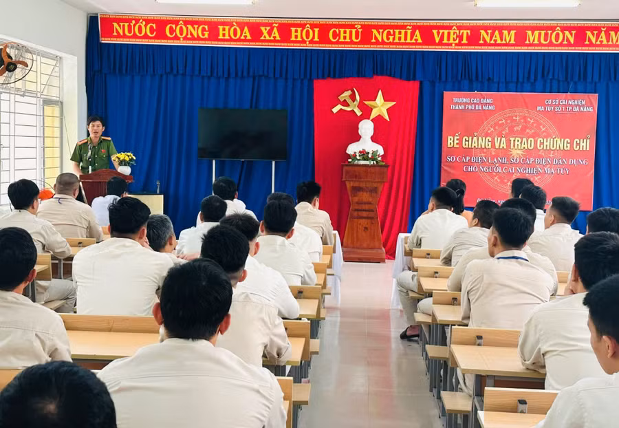Từ cai nghiện đến có nghề: chiếc phao để không quay lại vạch xuất phát