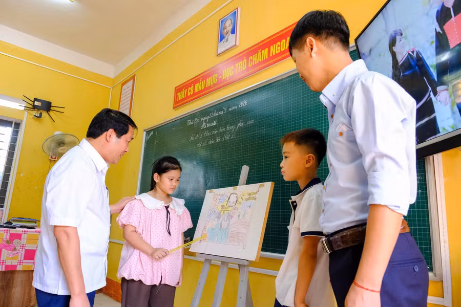 Đầu tư giáo dục vùng sâu: Cơ hội mới cho con em miền núi