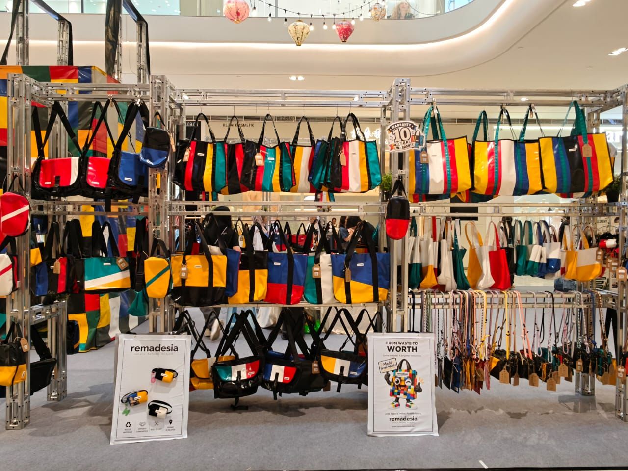 Beg Tarpaulin Upcycle Rekod Baharu, Isyarat Kuasa Ekonomi Sirkular