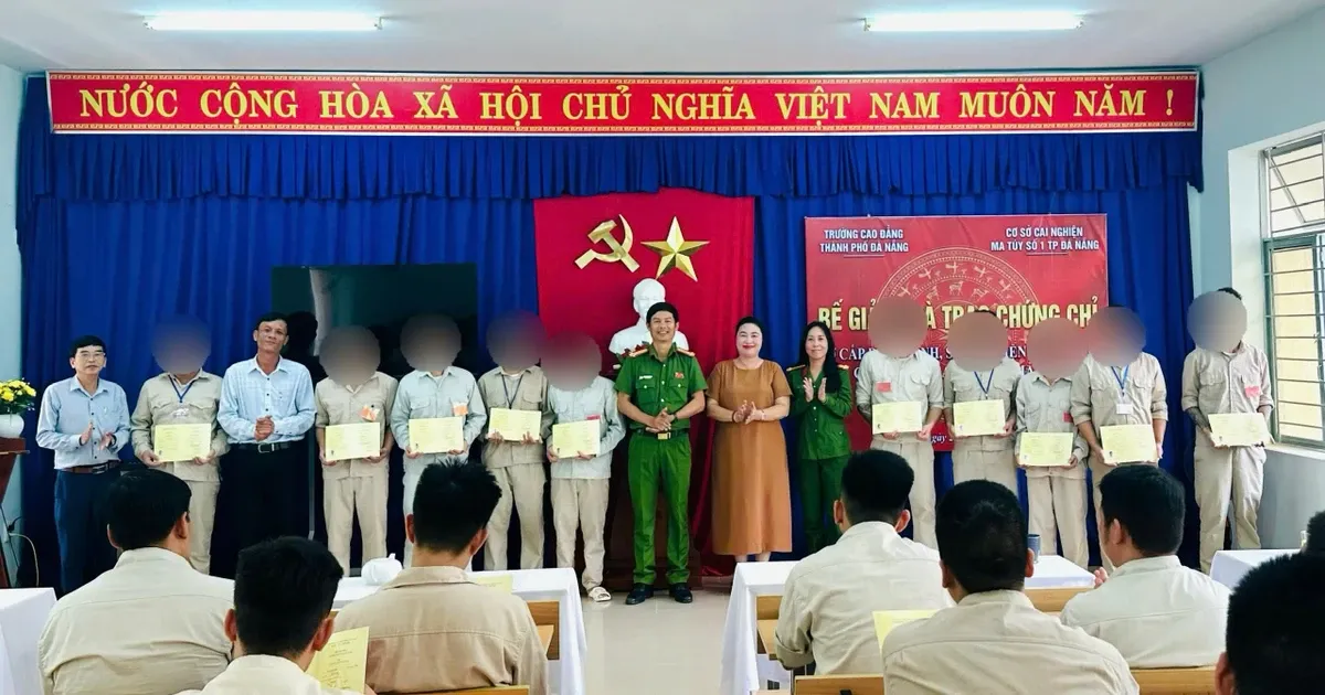 Từ cai nghiện đến có nghề: chiếc phao để không quay lại vạch xuất phát