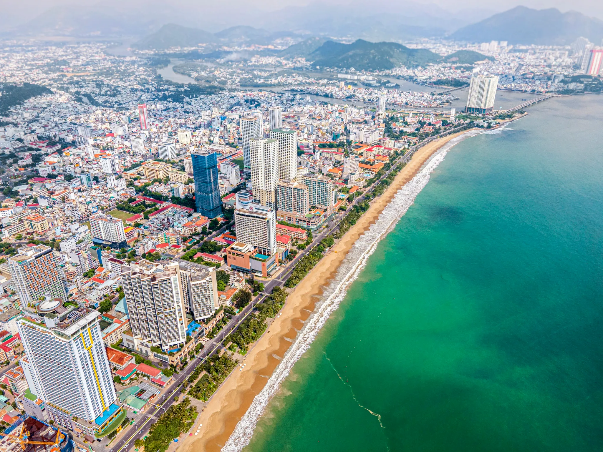 Vì sao du khách Hàn Quốc Chuseok ồ ạt chọn Đà Nẵng, Nha Trang