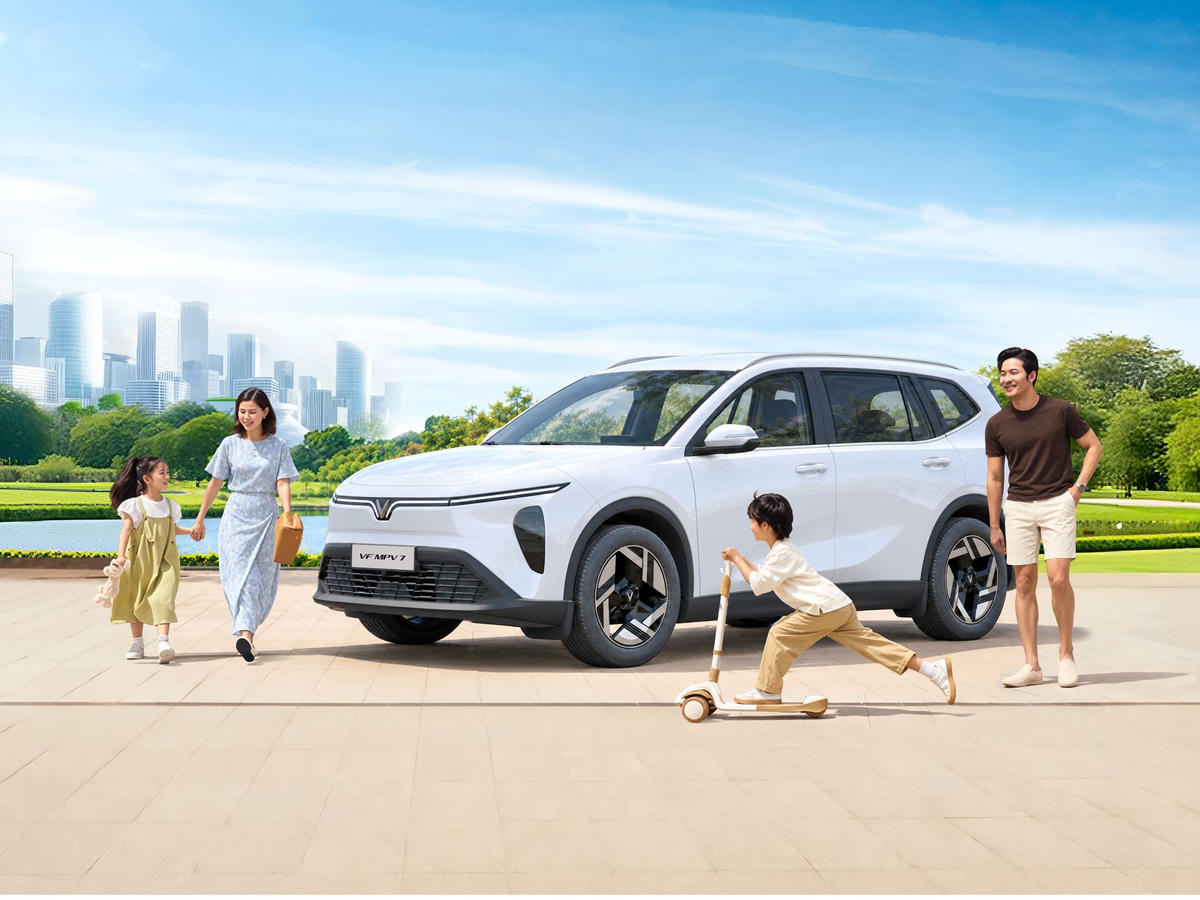 VF MPV 7: Lý do gia đình nên chọn nhờ sạc và bảo dưỡng thông minh