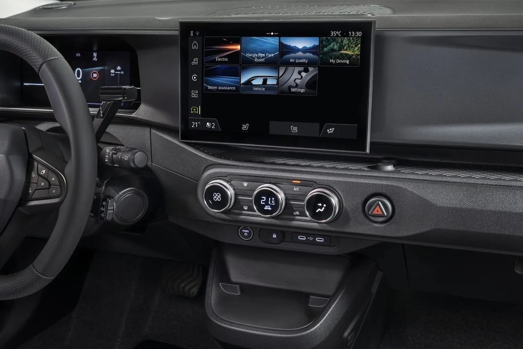 Nissan Pixo điện: xe nhỏ giá rẻ với tầm hoạt động 260km có đáng chờ?