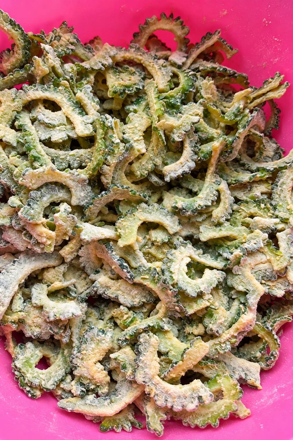 Dua Resepi Goreng Mudah: Apam Berongga & Peria Garing