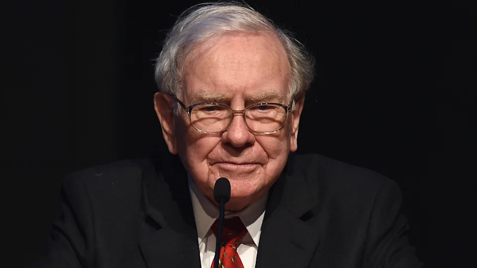 Warren Buffett rời ghế Chủ tịch: cú chuyển giao định hình tương lai Berkshire Hathaway
