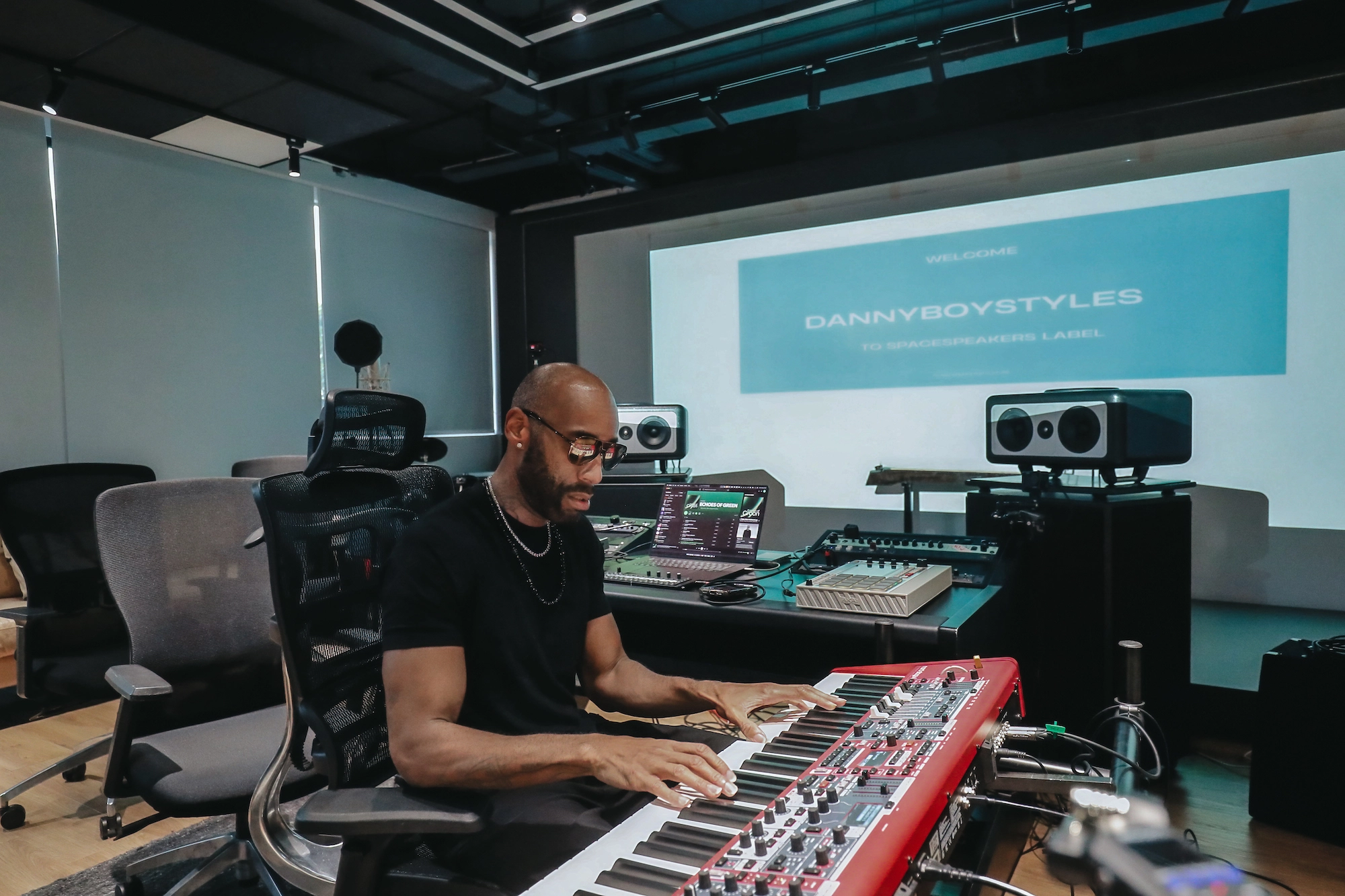 Soobin và nhà sản xuất Grammy: Bước ngoặt V-pop quốc tế