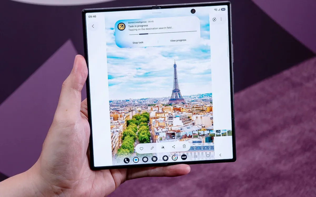 Galaxy Z Fold8 làm việc văn phòng: Dùng màn hình gập để bớt stress, nhiều việc vẫn xong