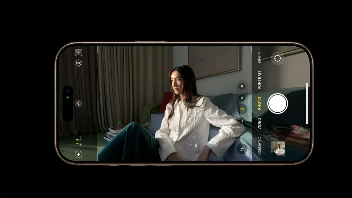 iPhone Duo giá 65 triệu: có đáng hơn iPhone 16 Pro Max cũ?