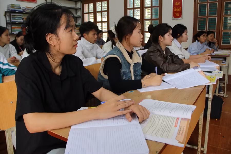 Đầu tư giáo dục vùng sâu: Cơ hội mới cho con em miền núi