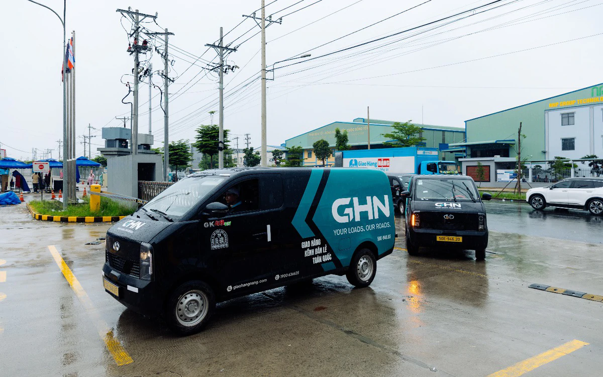 Đội xe điện thương mại bứt tốc: từ Giao Hàng Nặng đến Thaco Towner E