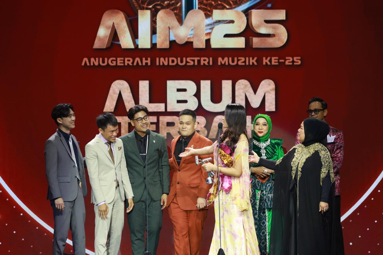 Penyanyi Muda Sapu Lima Trofi: Rahsia Mimifly Menguasai AIM25