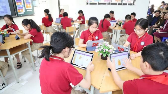 Nền tảng học tập số mở rộng cơ hội tiếp cận kiến thức