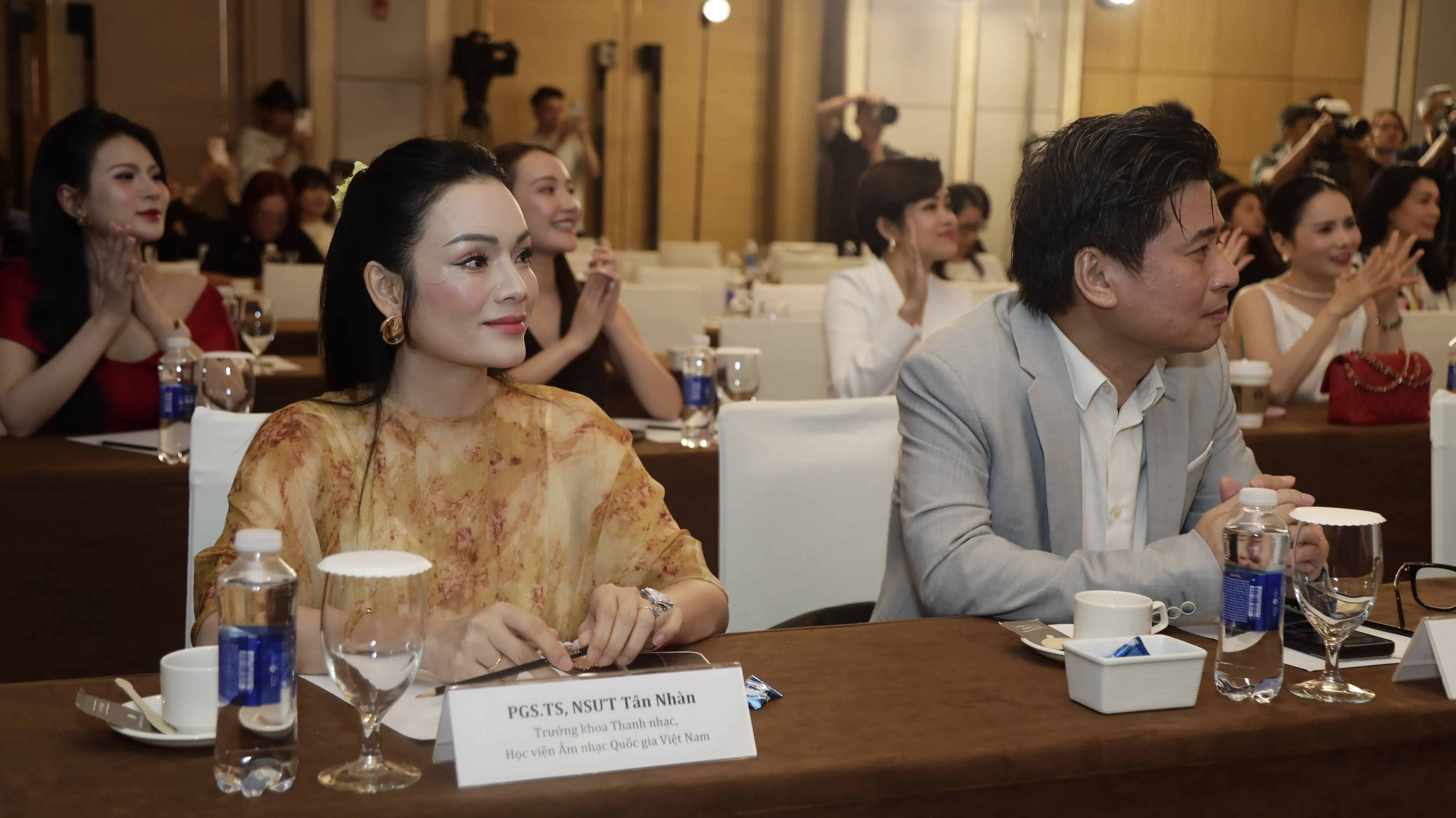 Sao Mai: Giữ hồn cốt dân tộc trong dòng chảy âm nhạc hiện đại