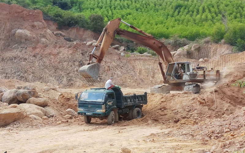 Thiếu hụt vật liệu xây dựng: Mỏ đá hết công suất, dự án đứng trước rủi ro