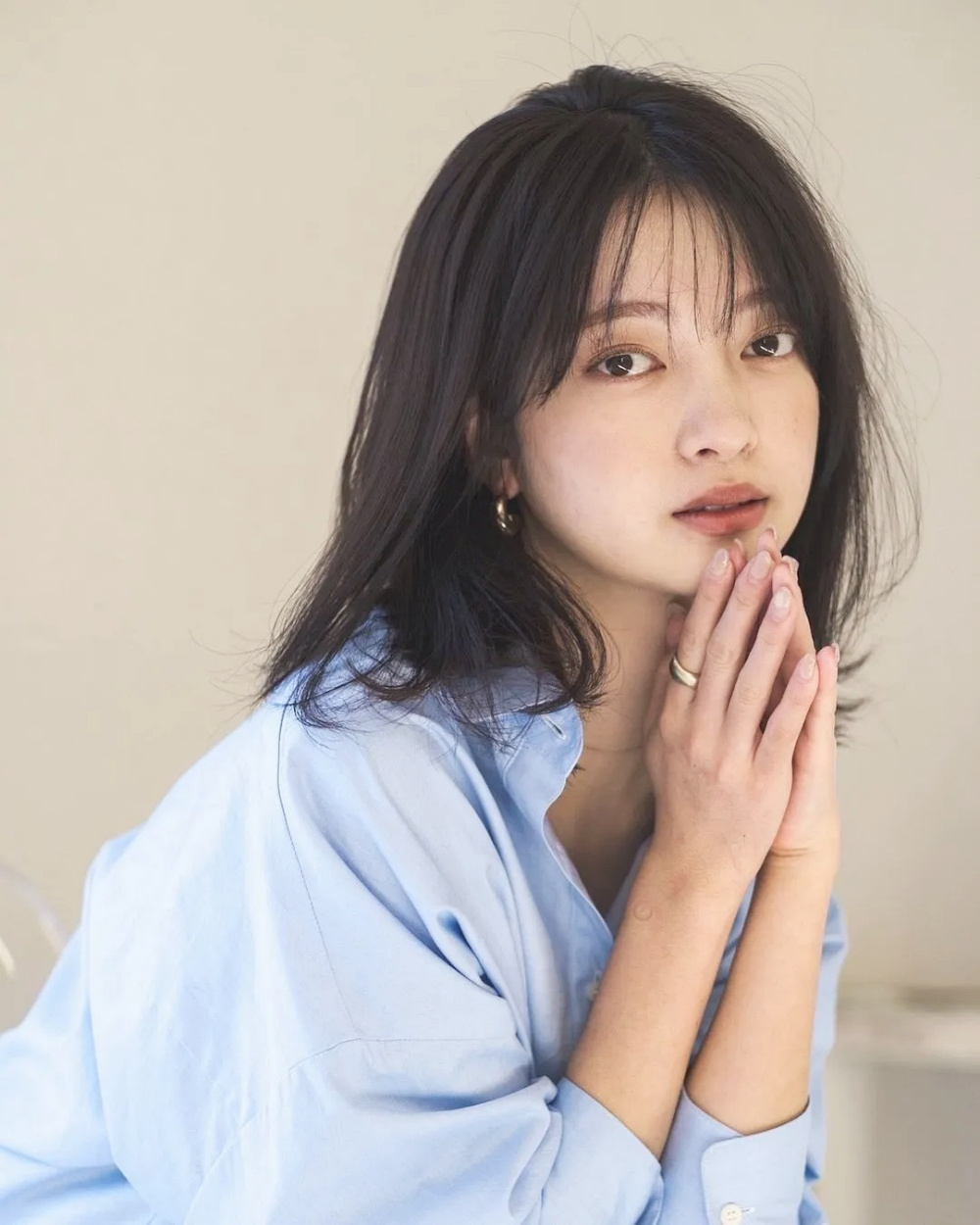 6 kiểu tóc ngắn tầng nhẹ giúp gương mặt thanh thoát