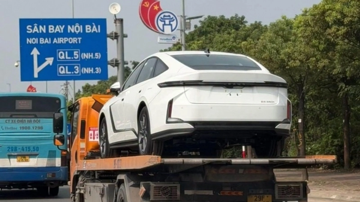 Lexus ES 500e: sedan điện hạng sang thách thức phân khúc luxury EV