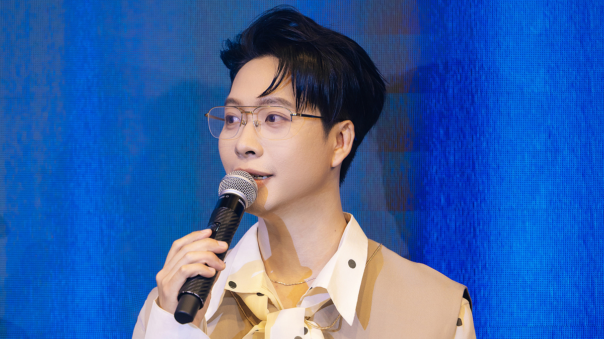 Emcee L bước vào kỷ nguyên solo với ‘Kịch Bản Đầu Tiên’