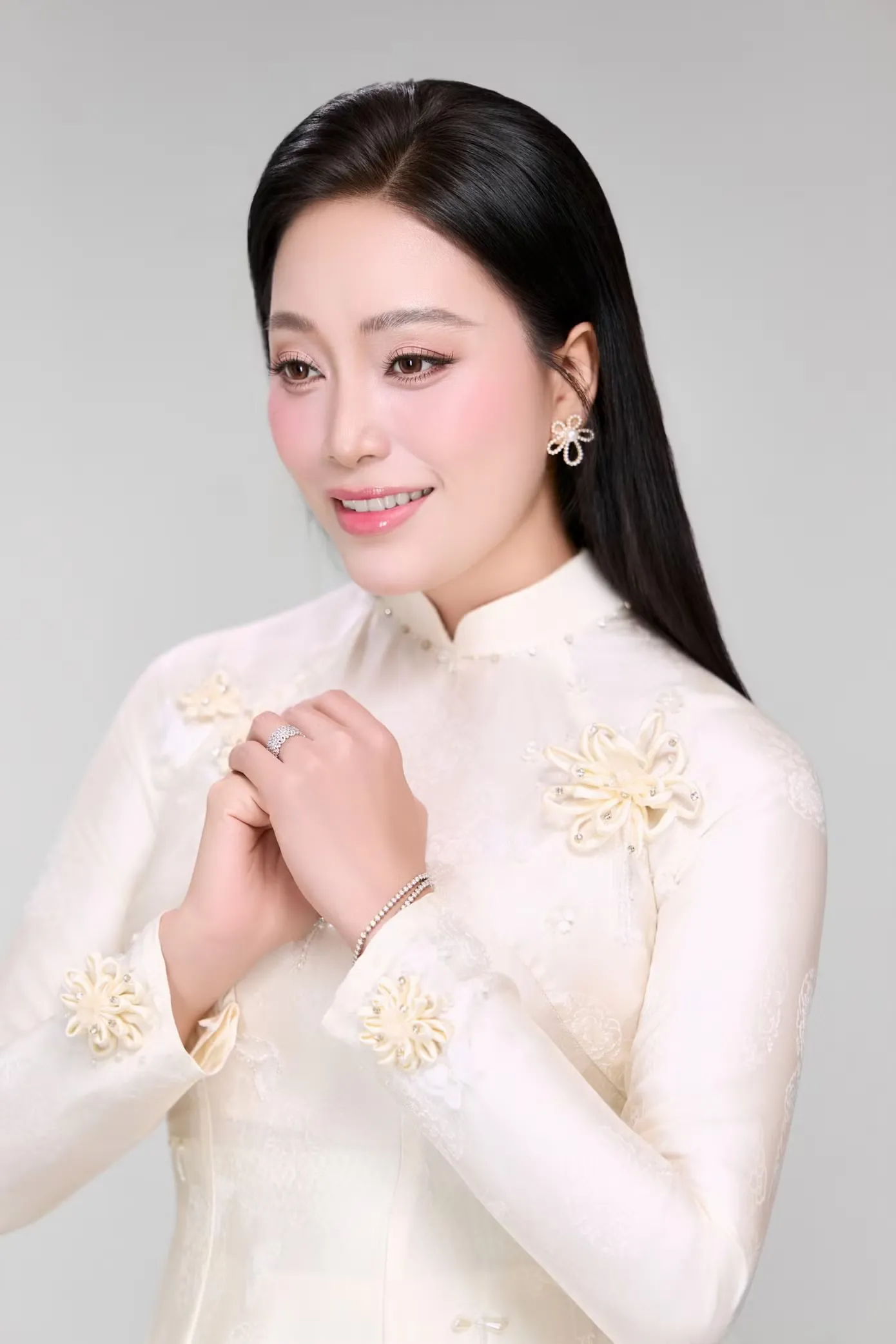 Huyền Trang và hành trình kéo âm nhạc dân gian lại gần Gen Z