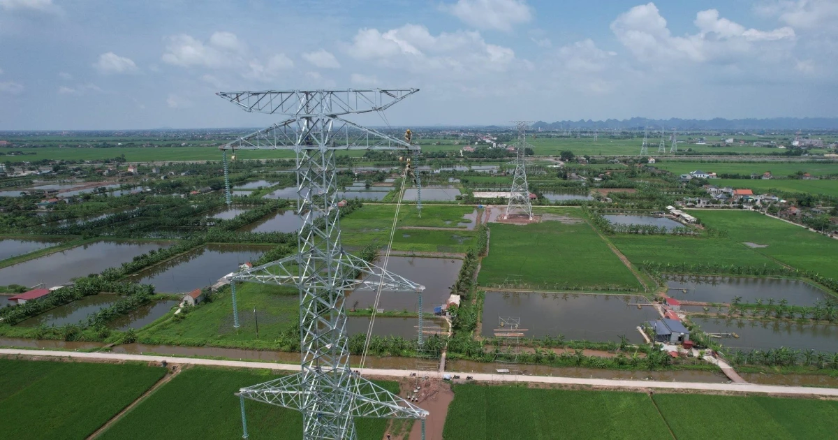 136,3 tỷ USD đầu tư năng lượng: Cuộc đua tái tạo sức mạnh kinh tế