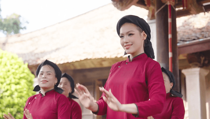 Từ sân khấu quốc tế đến di sản âm nhạc: tiếng hát truyền thống của nữ nghệ sĩ Việt