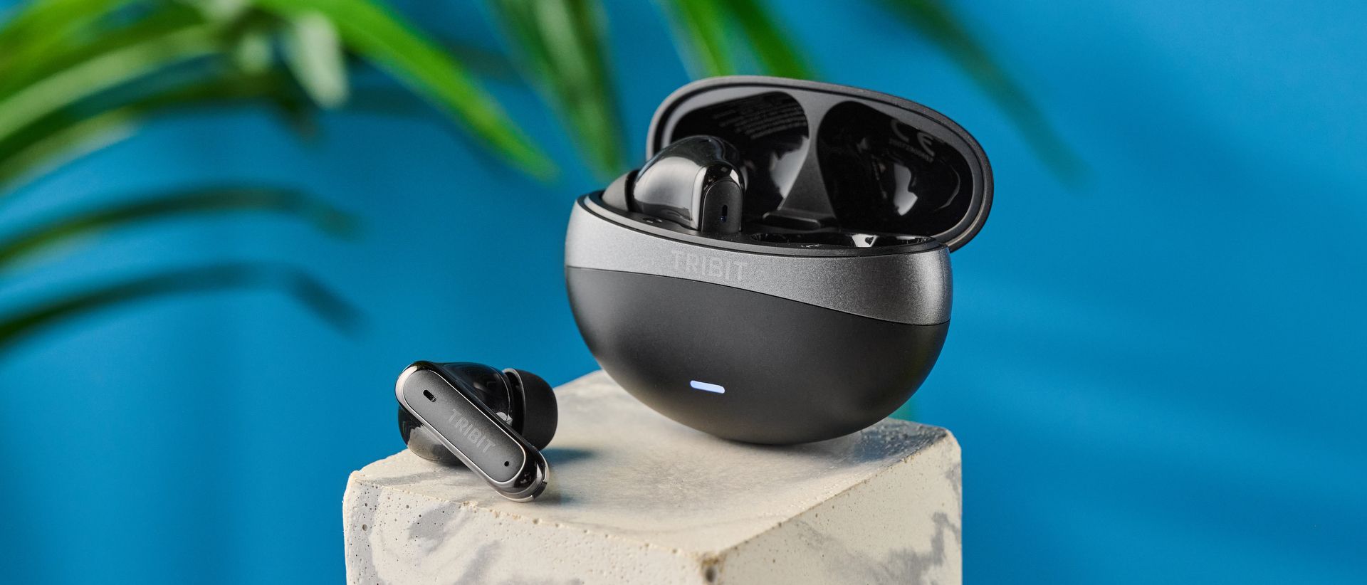 Tai nghe chống ồn rẻ: Tribit FlyBuds C3 vs Solix Nexus ANC