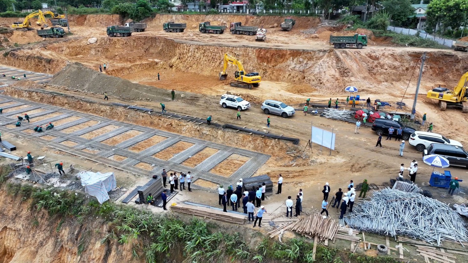 Từ vùng biên viễn đến lớp học hiện đại: bước ngoặt cho học sinh Phong Thổ